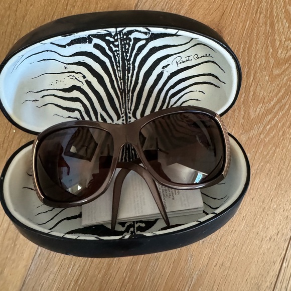 Roberto Coin Sunglasses - Picture 1 of 6